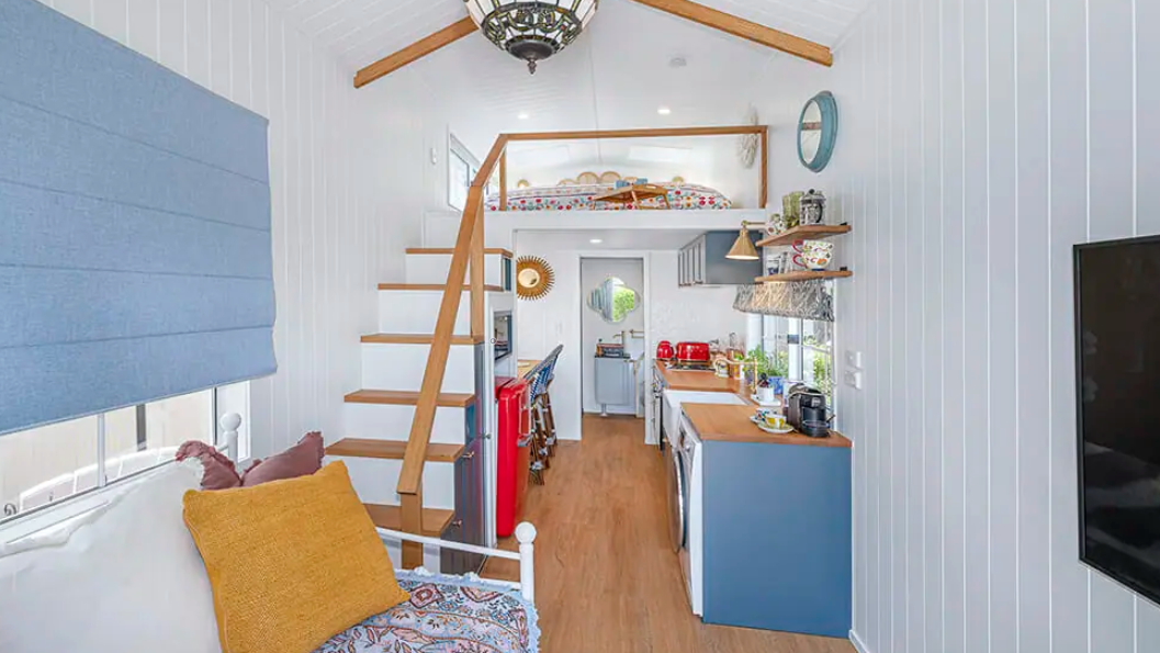 Interior_Tiny_Home_Crop.IMG